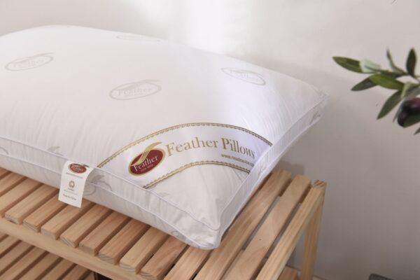 Super feather Pillow - Image 5